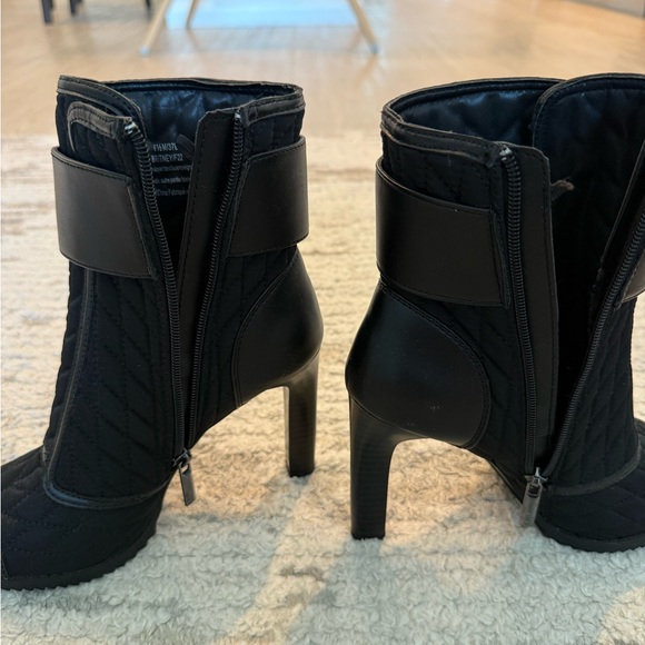 Karl Lagerfeld Black Quilted Heeled Boots - Picture 9 of 9